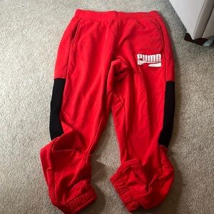 Men Puma Joggers Medium
